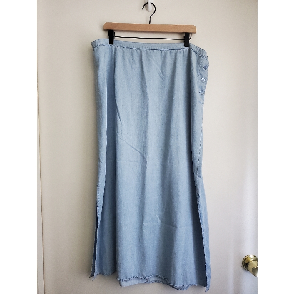 Plus Size *Soft* Chambray Midi/Maxi Skirt 18W